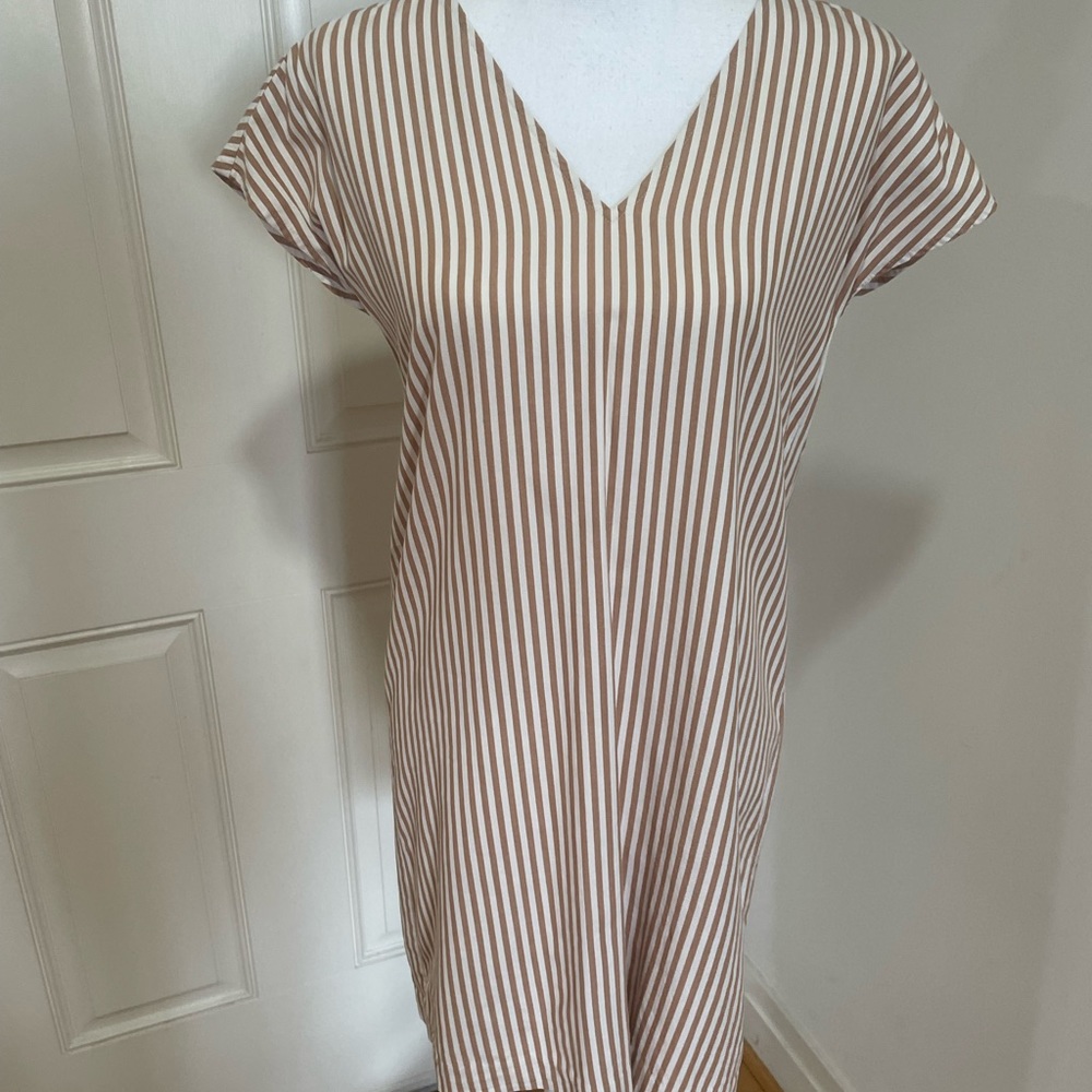 Madewell Button Back Dress - Picture 4 of 12
